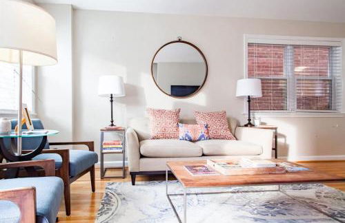 Transit-Friendly Home Old Town Parking - Foto 1