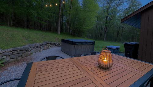 Cozy Berkshires Cabin with Lake, Beach, Hot Tub, Fireplace - The Wilde BNB - Foto 3