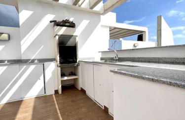 Luxury Penthouse with a Private Jacuzzi! - Foto 10