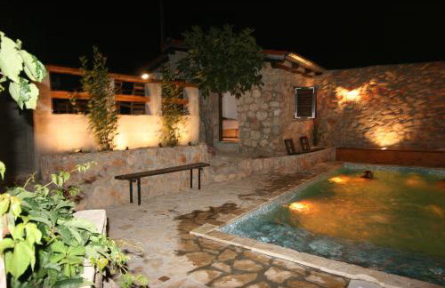 Three Sisters, absolutely unique stone houses, 200 m from the beach - Photo 43