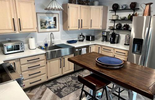 Elegant Western-Style Vacation Rental with Mountain Views near Madison River in Ennis, Montana - Foto 5