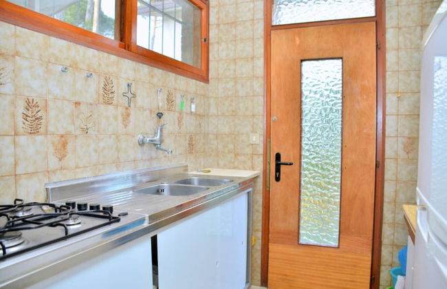 Wonderful Villa With Private Garden - Foto 24