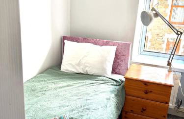 3 bed workers home Welsh Valleys - Foto 24