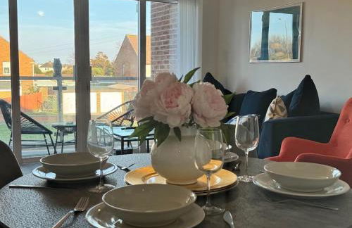 Coastal 2 Bathroom Apartment, Free Parking - Foto 14