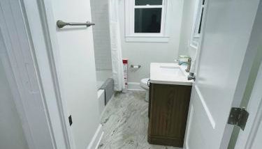 Renovated 1 Bedroom in Forest Hills - B - Foto 5