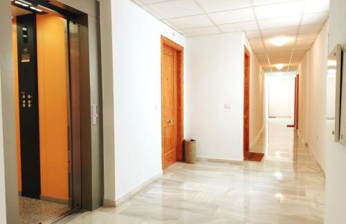 80s Loft ViNTAGE 15' Málaga Airport Free Guest Parking - Foto 47