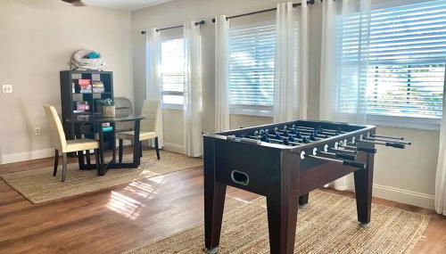 Heated Saltwater Pool Home Minutes to Beach - Foto 3