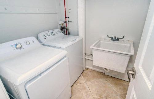 Walk to Beach, Restaurants, Shopping/Hot Tub! - Foto 29