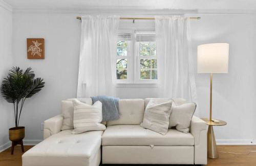 Family Home and Private Backyard - Foto 23