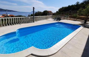 Apartments SUHO Komiza - Photo 25