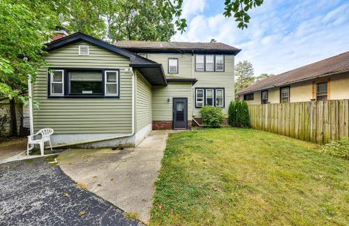 6 Mi to Naval Base Spacious Waukegan Home with Yard - Foto 22