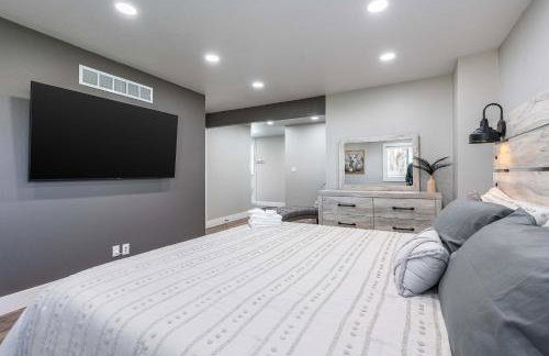 Private 4BR Estate on 11 acres, Game Room, Near Hospitals & Casino - Foto 17