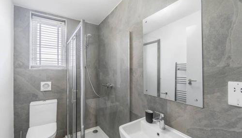 PRIME SPOT FOR ASCOT & WINDSOR - 2 BEDROOMS - By Tempstay - Foto 4