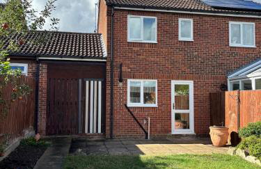 Cosy 2-bed semi-detached house by the lake - Foto 6