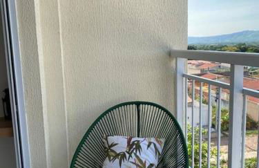 Apto completo com 02 quartos climatizados, estacionamento e portaria 24 horas, próximo ao Aeroporto! - Foto 12