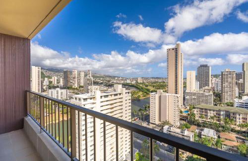 Honu Hale Penthouse 2 BDR Ocean View Waikiki - Photo 45