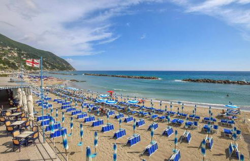 3 Bedroom Nice Home In Tavarone - Foto 8