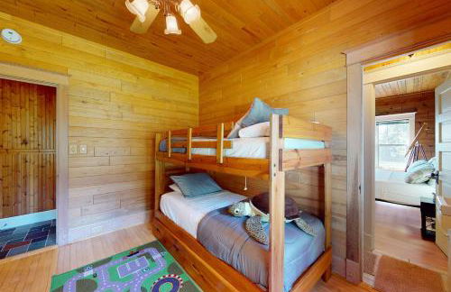 Flagpole Point - Photo 33