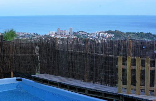 AAA View Private Terrace Outdoor Heated Hot Tub Family Fun - Photo 28