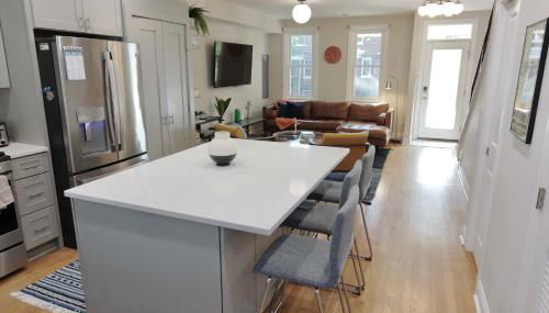 Stadium Armory Stay - 3 Bedroom - Foto 4