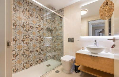 Imperial Flamenca Apartments - Photo 12