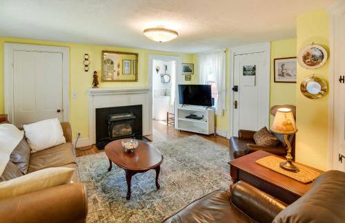 Historic Warren Vacation Rental Walk to Beaches! - Foto 3