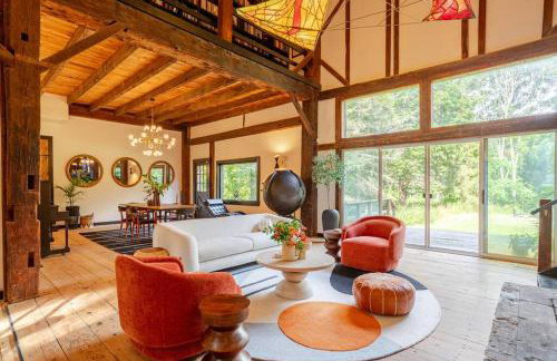 Unique Fully Restored Landmark Barn in Hudson - Foto 51