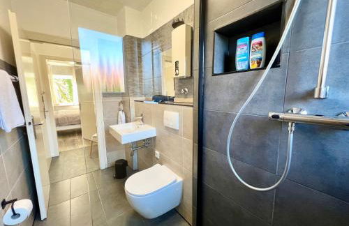 PrimeTime Suite für 4 mit Küche, WIFI und Parkplatz - Foto 6