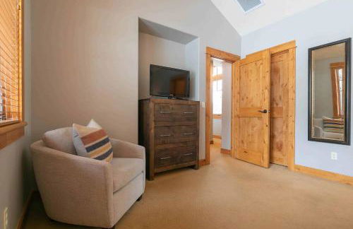 The Cottages - Ski Shuttle, Ski Valet - 2-Bedroom - Photo 13