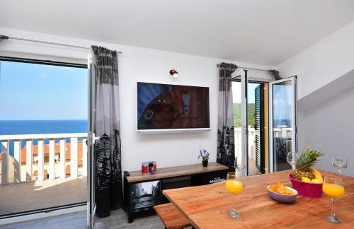 Sea View Luxury Apartments, ALA DA - Photo 48