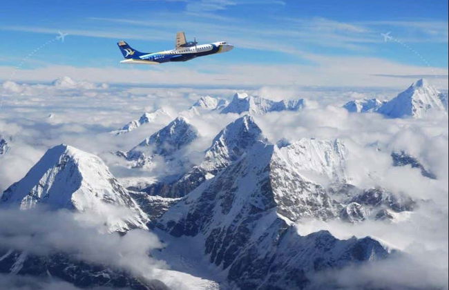 Passeio de monomotor sobre o Himalaia - Foto 2