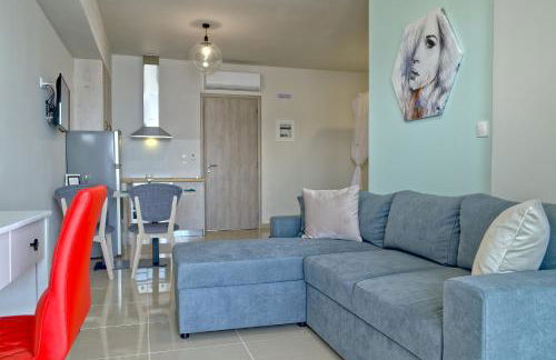 Epipleon Luxury Suites -101- Δωμάτιο 45τμ με βεράντα 30τμ μπροστά στη θάλασσα - Foto 6