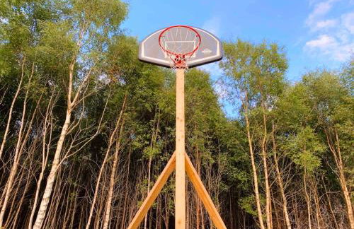 Lovely Semi-rural Caravan & Hot Tub - Sleeps Fam 6 - Photo 72