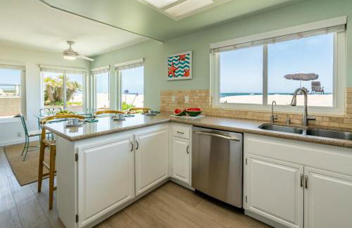 Carpinteria Dreamin by Paradise Retreats - Photo 11