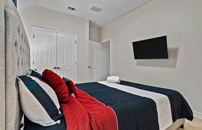 Stylish One Level Home Ping Pong Foosball Yard - Foto 30