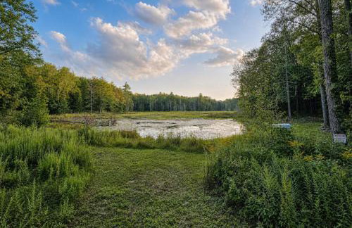 Serene Rustic Retreat with Lake - Photo 39