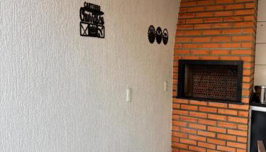 Casa elegante, próximo às cataratas - Foto 2