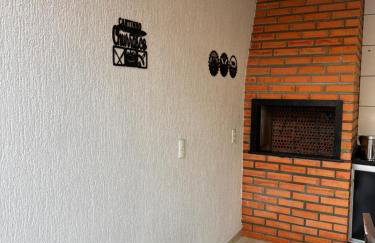 Casa elegante, próximo às cataratas - Foto 2