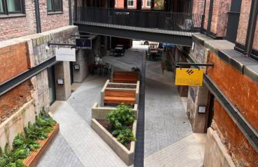 Prime 2BR Condo Historic Morris Ave, Downtown Birmingham - Photo 9