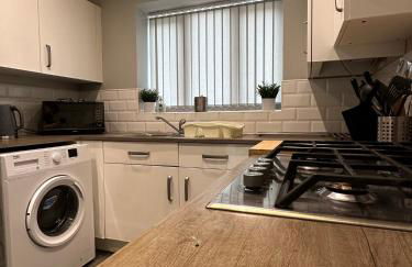 New Stylish House - Sleeps 7 - Free Parking - Contractors Welcome - Wifi - Foto 28