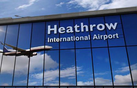 Chalet close to Heathrow T5, Windsor Castle, Legoland, Thorpe Park, with off road parking, free Wifi, private garden, spacious & fully equipped, cozy wood burner & comfy sofa, ideal for exploring London with trains to Waterloo, a beautiful unique retreat - Foto 8