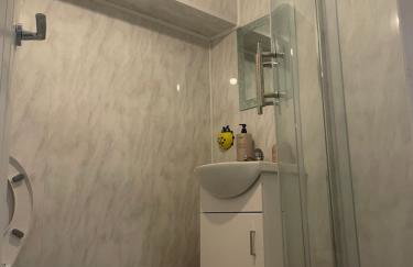 2 Bedroom Apartment on suite bathroom, Southmead Bristol - Foto 26