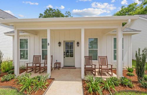 New Breezy Cottage - King Bed - Mini-Golf - Park - Foto 42