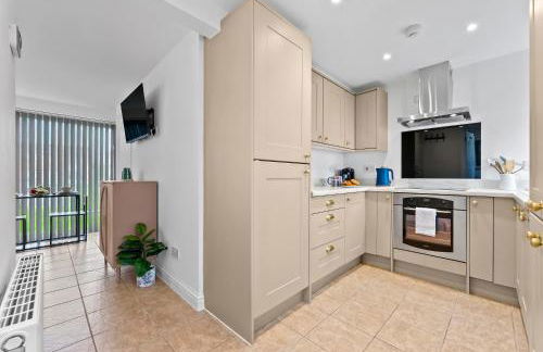 Near Warwick Hospital, Cozy Studio, Free Parking - Foto 4