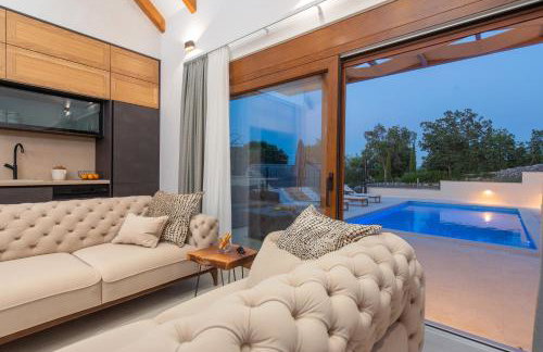 Unique Villa Pietra with heated private pool - Foto 44