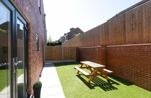 Stunning 2 Bedroom Apartment in Wallasey - Foto 18