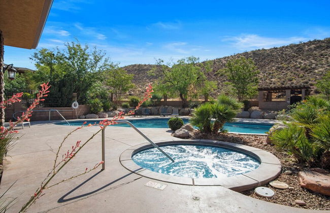 Touch of Class Stunning 5 Bdr! - Photo 36