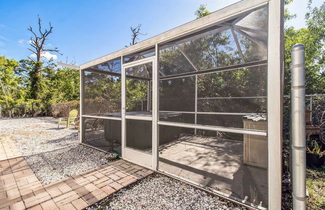 Tropical Oasis With Private Screened Hot Tub 2 Bedroom Home - Foto 29