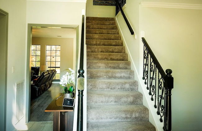 4Bdrm 2.5Bath 8Bed - Story North Houston - Foto 1