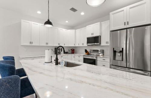 NEW! Casa Cereza - Gorgeous,Spacious, Newly Constructed Home In West Tampa - Foto 8